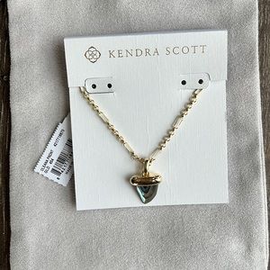 NWT Kendra Scott Abalone Oleana Pendant